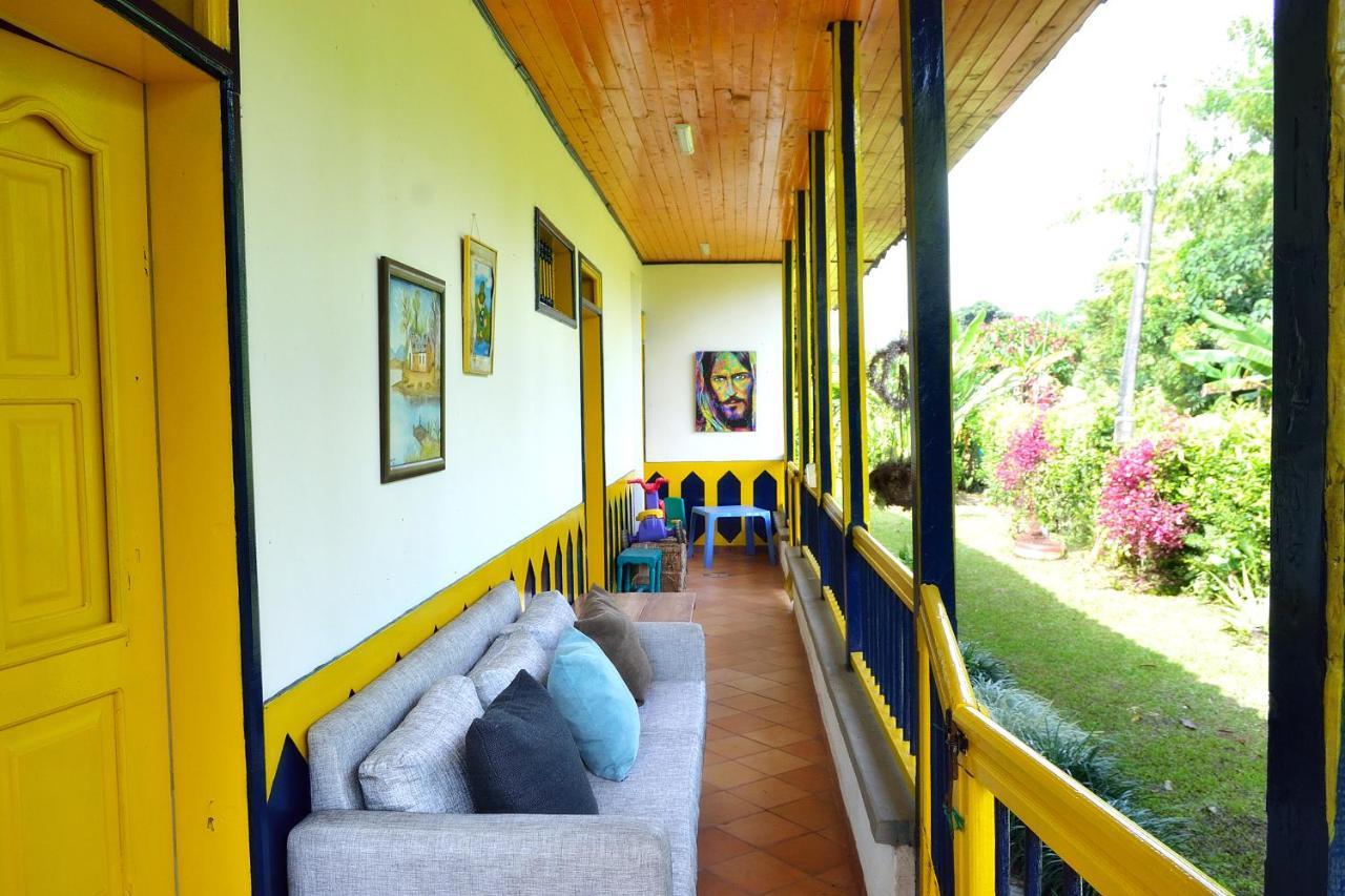 Casa Finca Villa Luz A 800 Mts Del Parque Del Cafe Montenegro Buitenkant foto