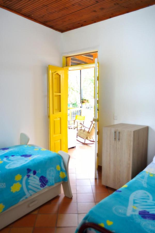 Casa Finca Villa Luz A 800 Mts Del Parque Del Cafe Montenegro Buitenkant foto