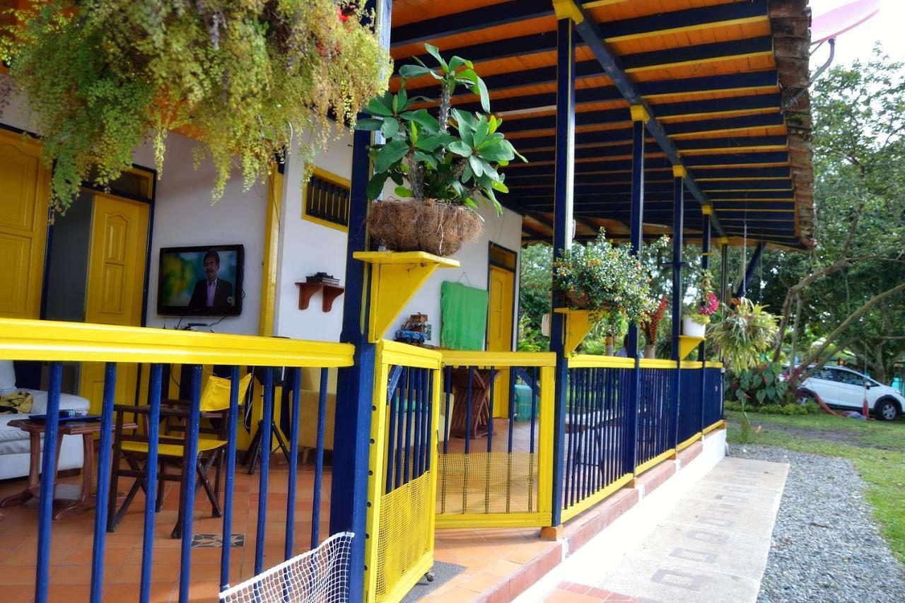 Casa Finca Villa Luz A 800 Mts Del Parque Del Cafe Montenegro Buitenkant foto